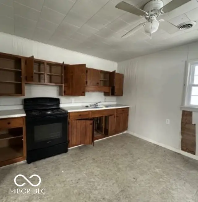 42 N Hickory Street, Campbellsburg, IN 47108 - #3