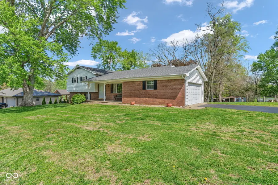 2174 W Old Waynetown Road, Crawfordsville, IN 47933 - #2