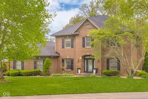 6075 Chinkapin Drive, Columbus, IN 47201