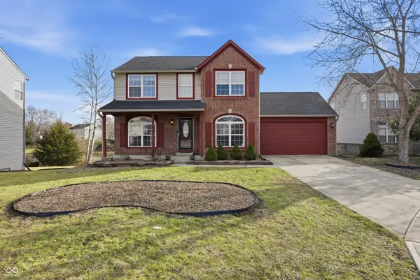 6611 Fountain Cove Court, Indianapolis, IN 46236