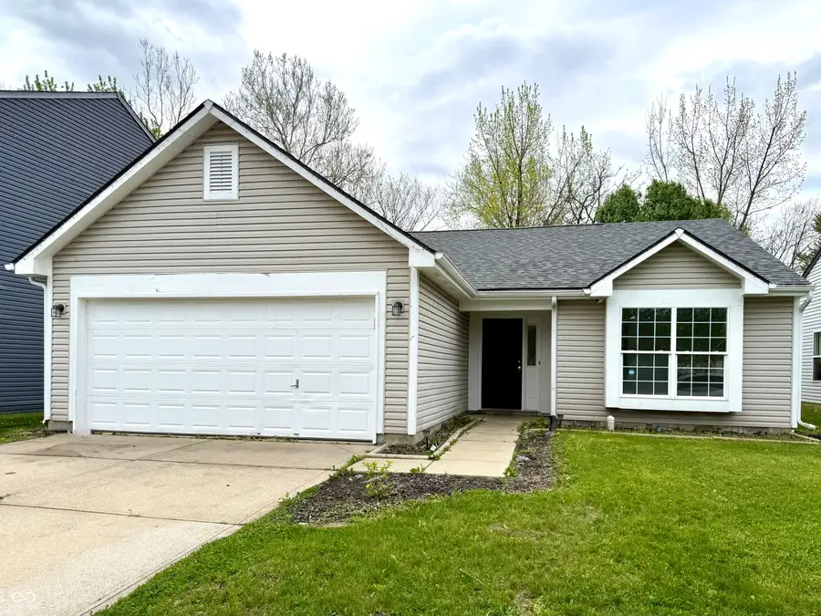 6027 Lakeside Manor Avenue, Indianapolis, IN 46254 - #2