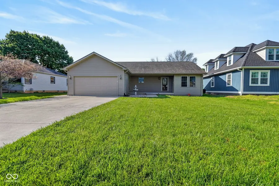 417 W Jackson Street, Knightstown, IN 46148 - #2