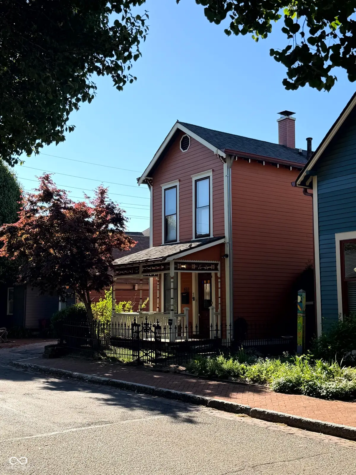 633 Lockerbie Street, Indianapolis, IN 46202 - #1