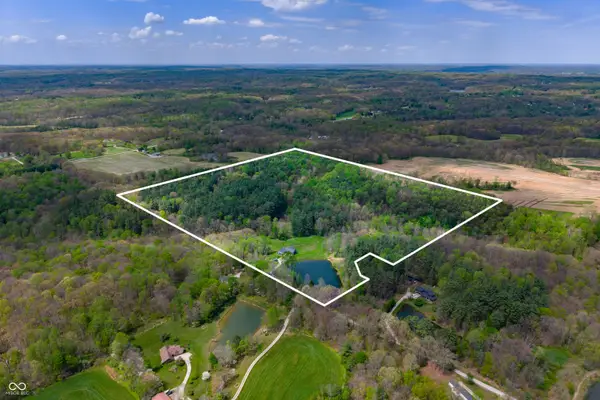 5980 Pine Tree Lane, Morgantown, IN 46160