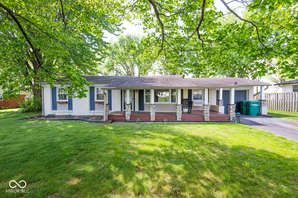 5469 W Village Drive, New Palestine, IN 46163