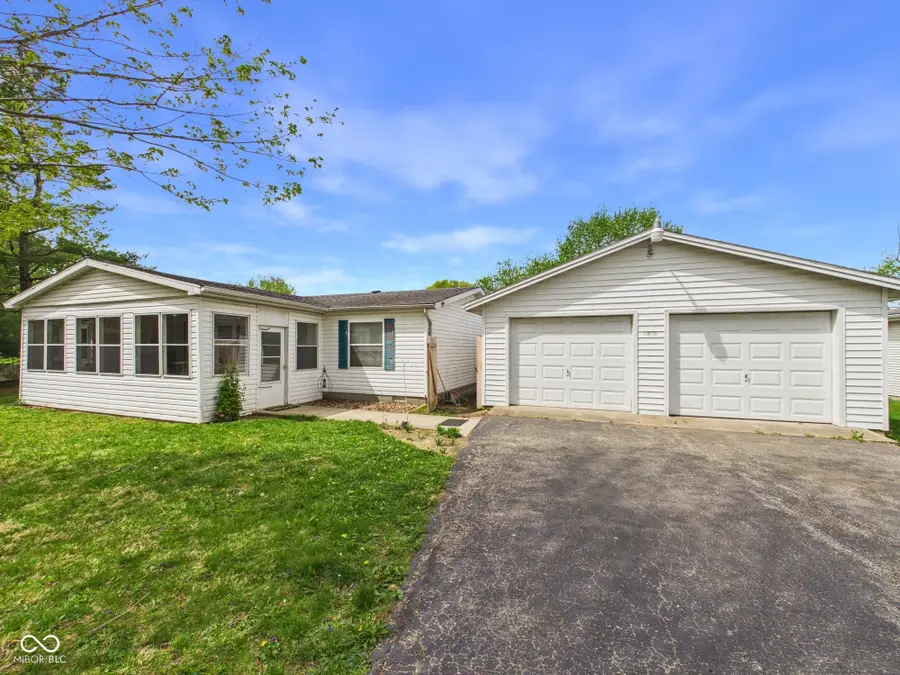 6313 N Lunar Lane, Alexandria, IN 46001 - #2