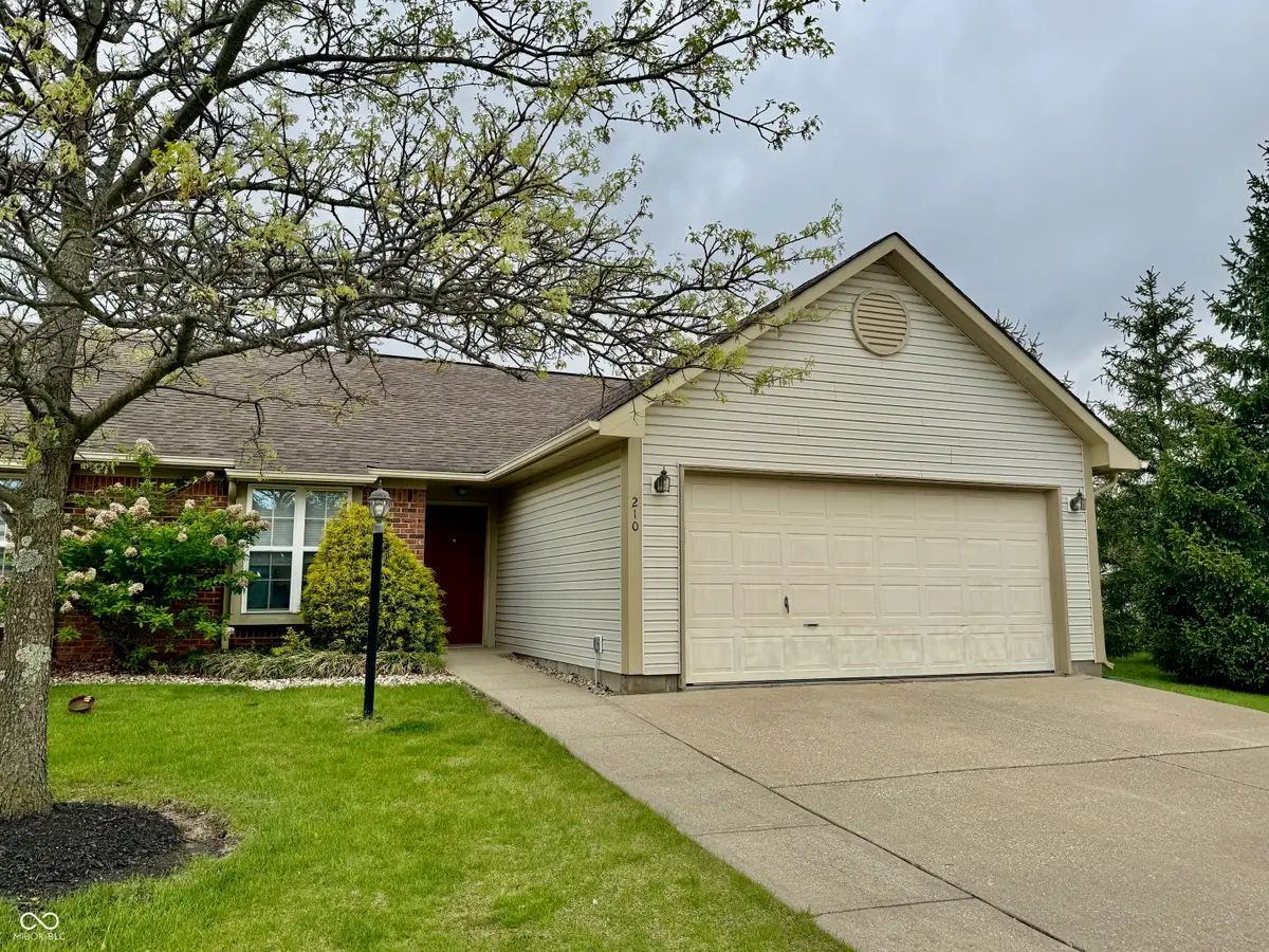 210 Woodberry Drive, Danville, IN 46122 - #1