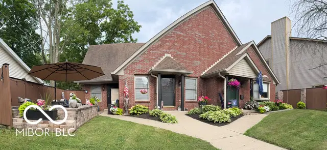 18 Hough Street, Greenfield, IN 46140 - #1