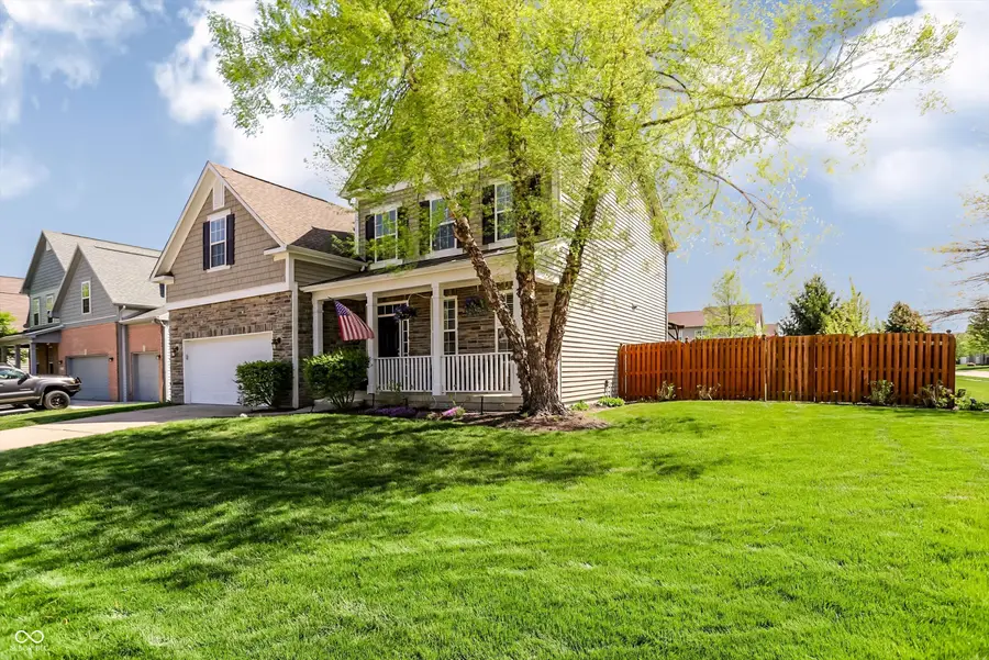 6121 Golden Eagle Drive, Zionsville, IN 46077 - #2