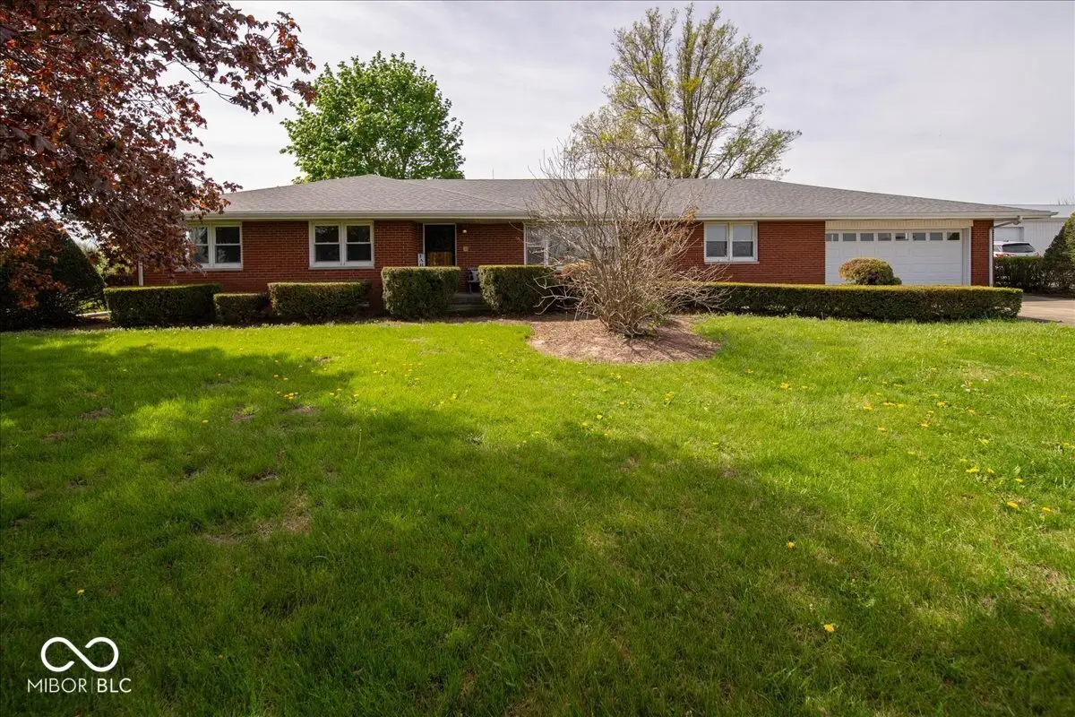 5735 E 400 S, Kokomo, IN 46902 - #1