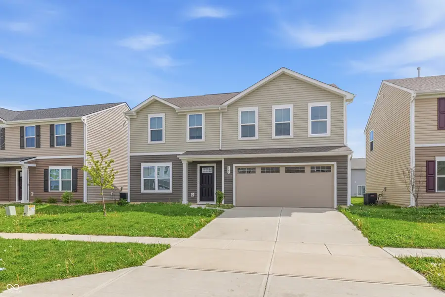 327 Campus Lane, Greenwood, IN 46143 - #2