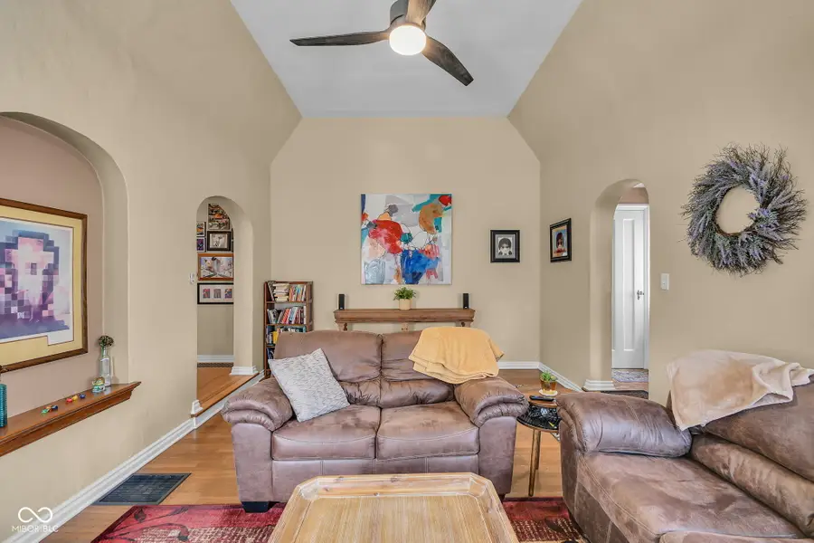 6034 Broadway Street, Indianapolis, IN 46220 - #3