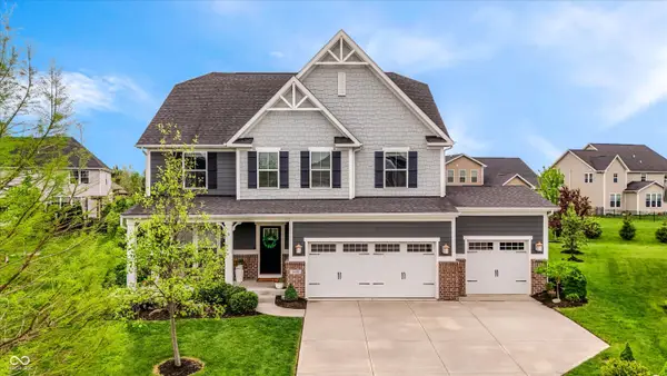4401 Eaglecrest Place, Zionsville, IN 46077