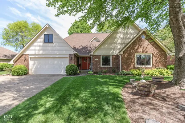275 Adrienne Drive, Greenwood, IN 46142