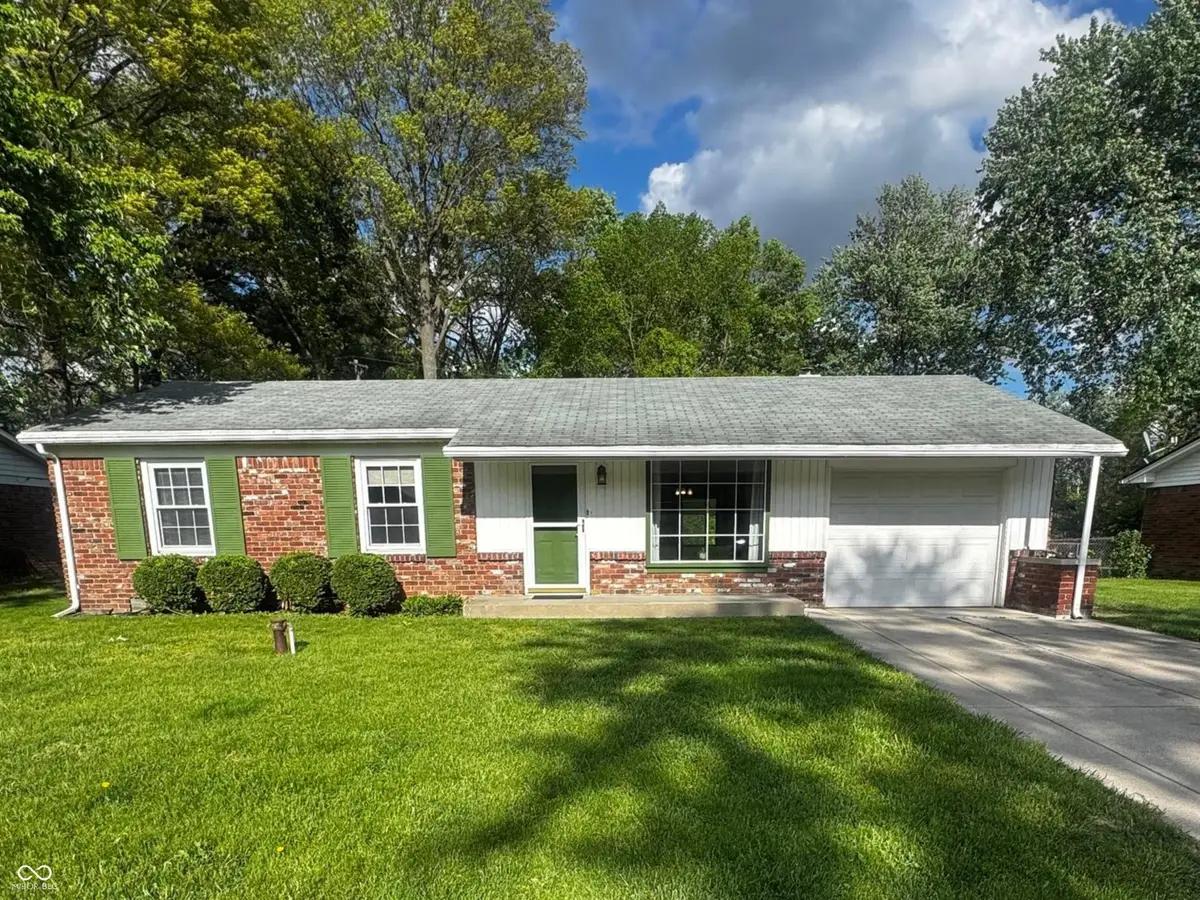 10911 College Place Drive, Carmel, IN 46280 - #1
