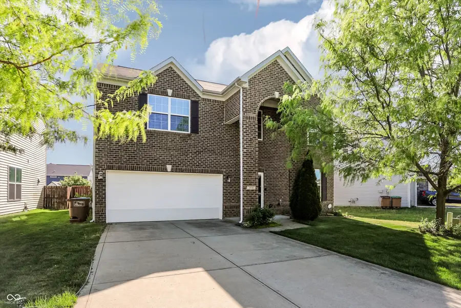 1930 Lakecrest Drive, Columbus, IN 47201 - #2