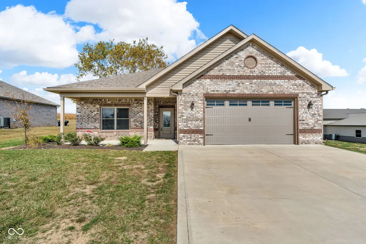 3048 W Glacier Drive, Monrovia, IN 46157 - #1