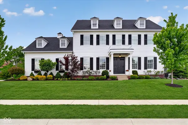 628 Woodbury Hill Drive, Westfield, IN 46074