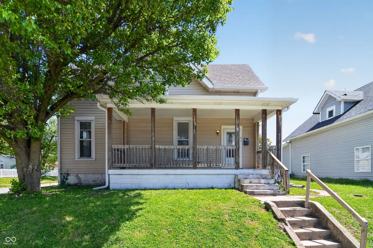 91 N 4th Avenue, Beech Grove, IN 46107 - #1