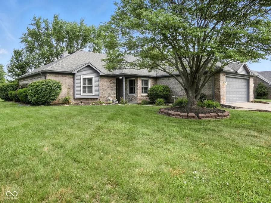 856 Cypress N, Greenwood, IN 46143 - #2