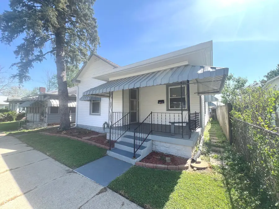632 Elm Street, Shelbyville, IN 46176 - #2