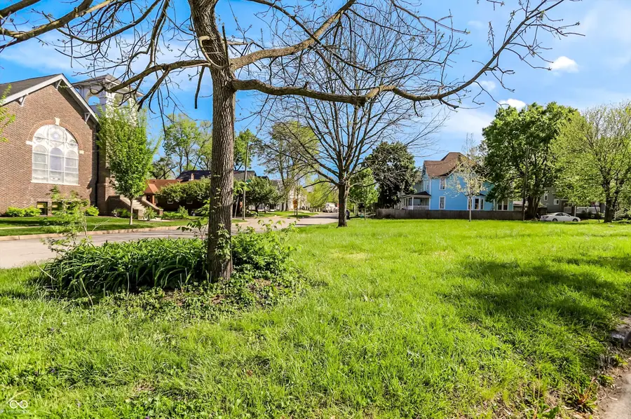 2836 Carrollton Avenue, Indianapolis, IN 46205 - #2