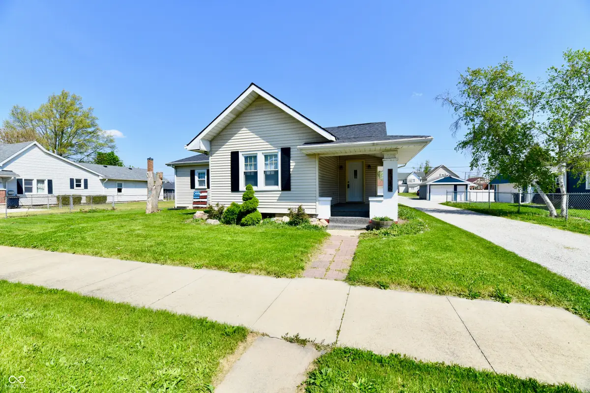 1316 S E Street, Elwood, IN 46036 - #1