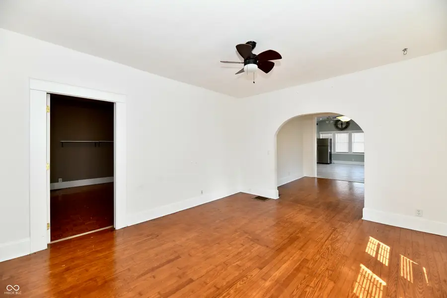 1316 S E Street, Elwood, IN 46036 - #3