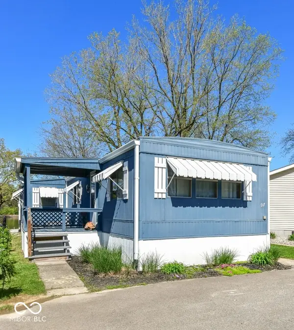 37 Blue Water Drive, Cicero, IN 46034