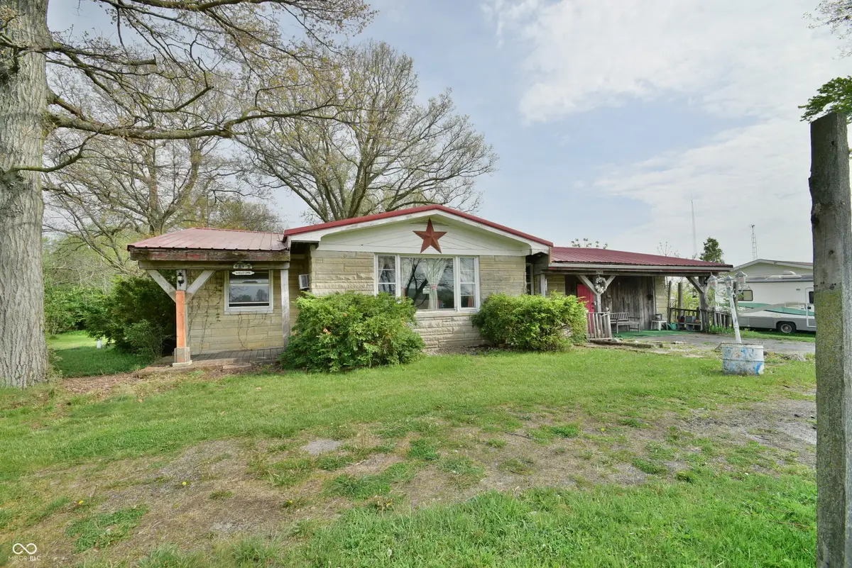 2912 Outer Drive, New Castle, IN 47362 - #1