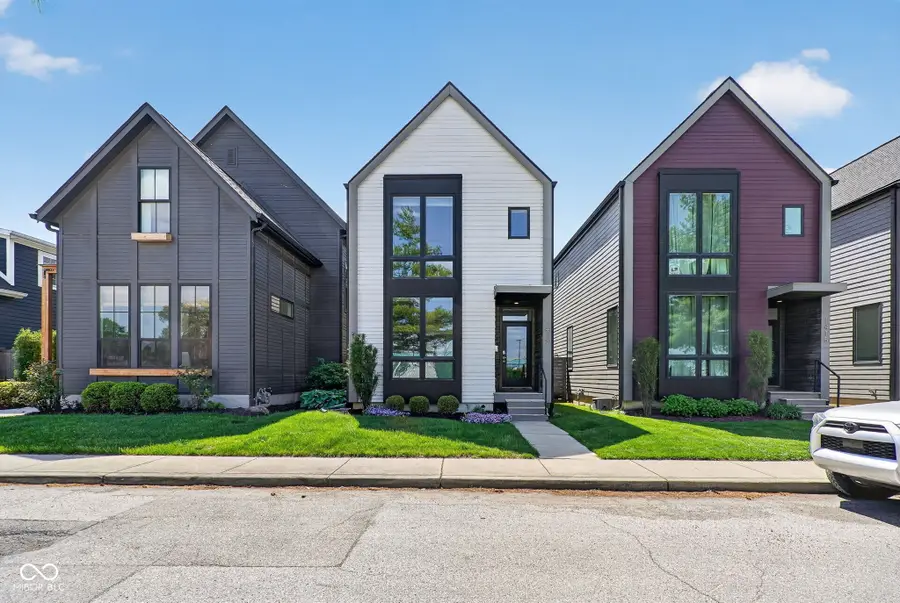 1417 E 11th Street, Indianapolis, IN 46201 - #3