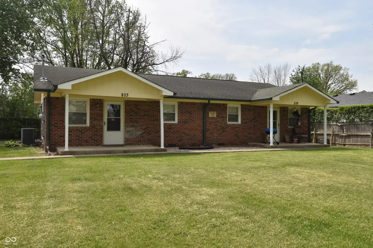 803 W Fifth Street, Greenfield, IN 46140 - #1