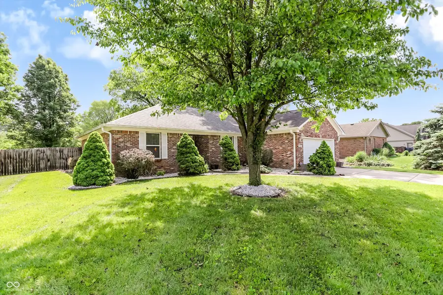 711 N Scott Drive, Greenwood, IN 46142 - #3