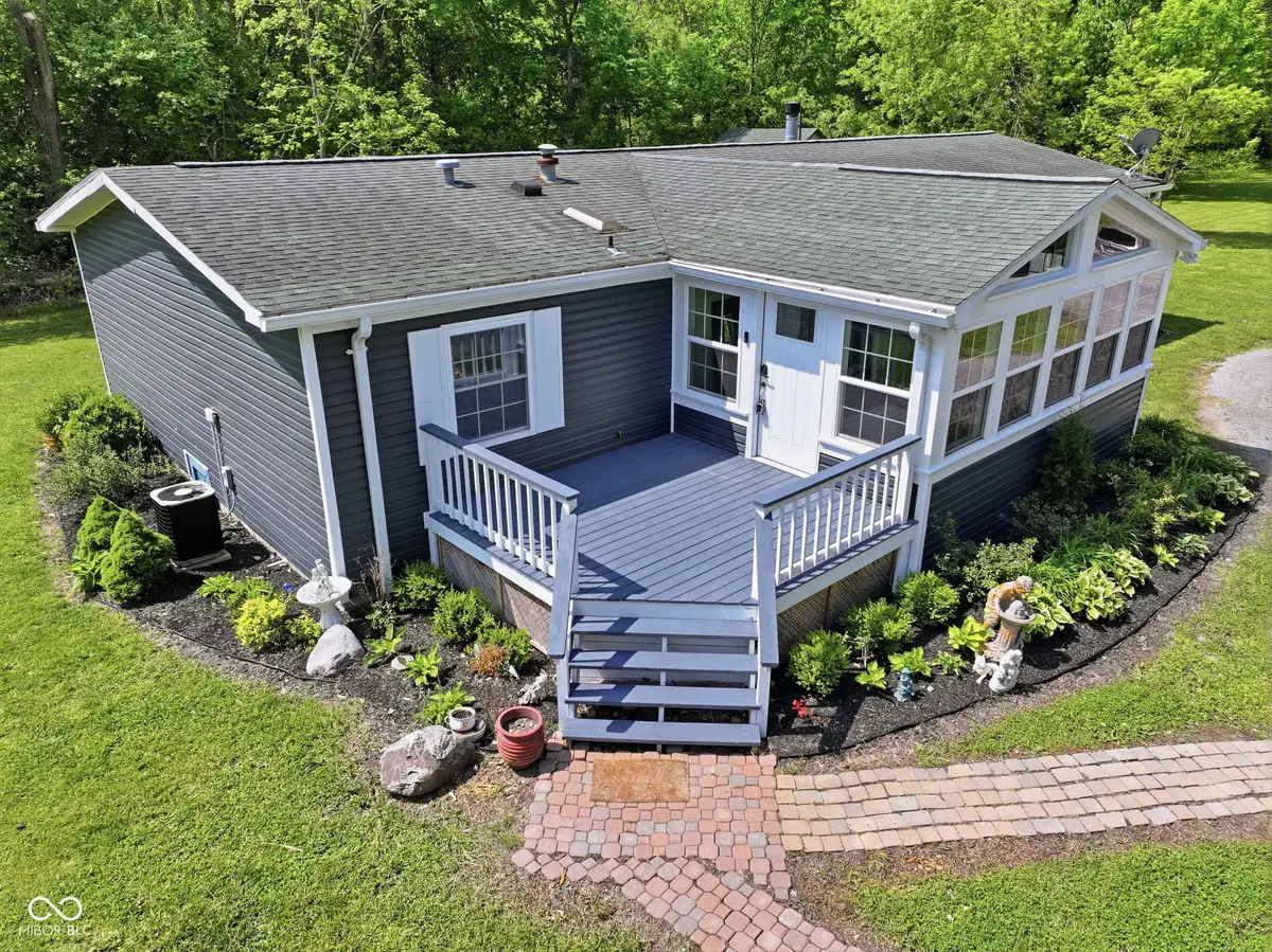 520 W 4th Street, Sheridan, IN 46069 - #1