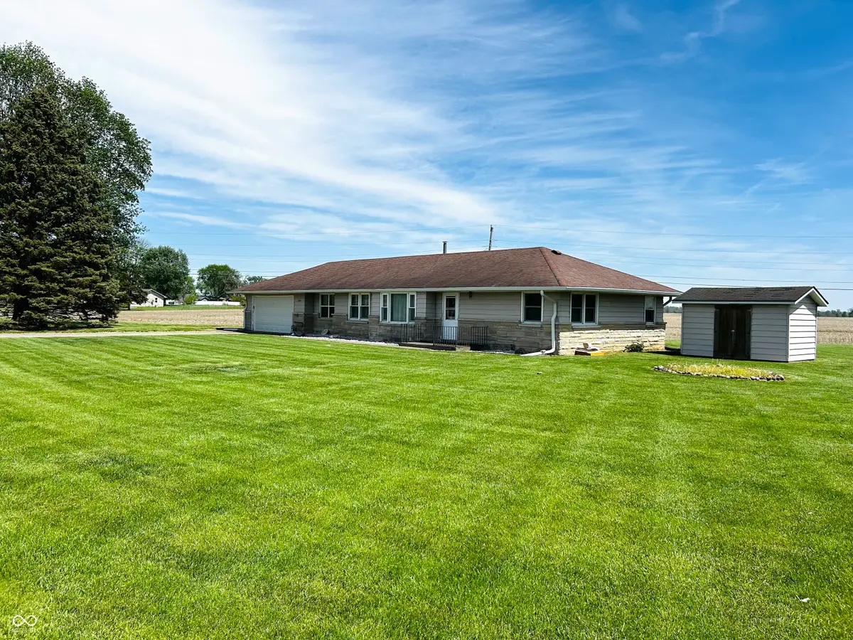 2590 S Smithland Road, Shelbyville, IN 46176 - #1