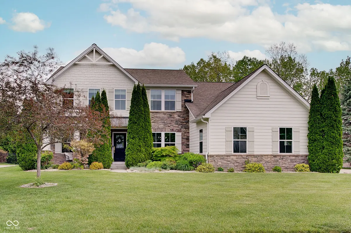 3219 Cimmaron Ash Drive, Zionsville, IN 46077 - #1