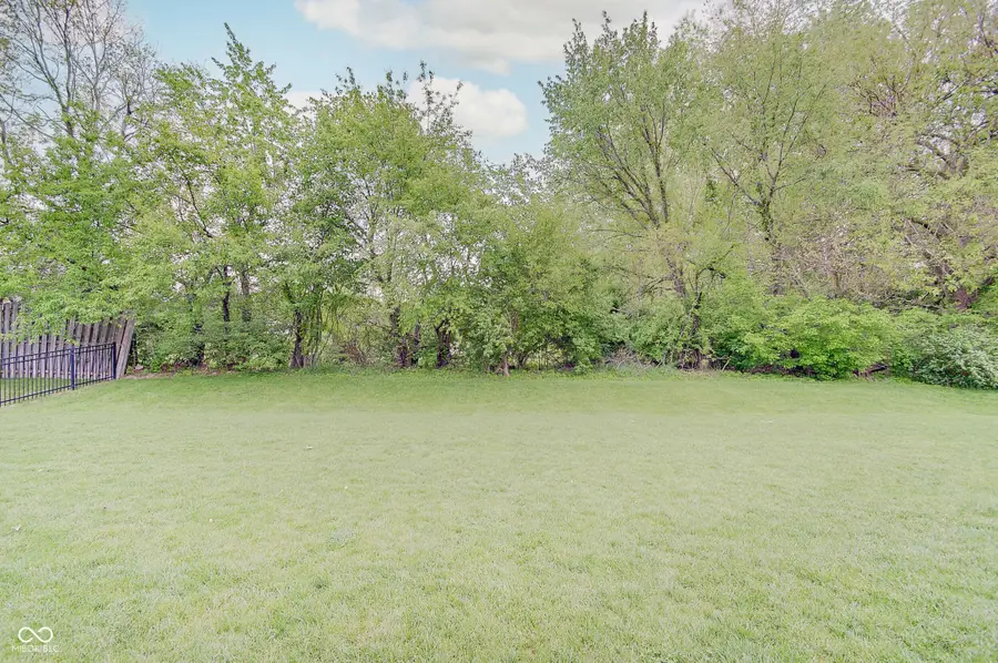 3219 Cimmaron Ash Drive, Zionsville, IN 46077 - #3