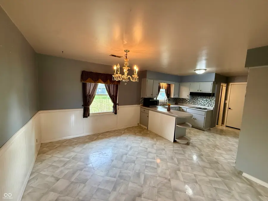 3715 Oakwood Drive, Anderson, IN 46011 - #2