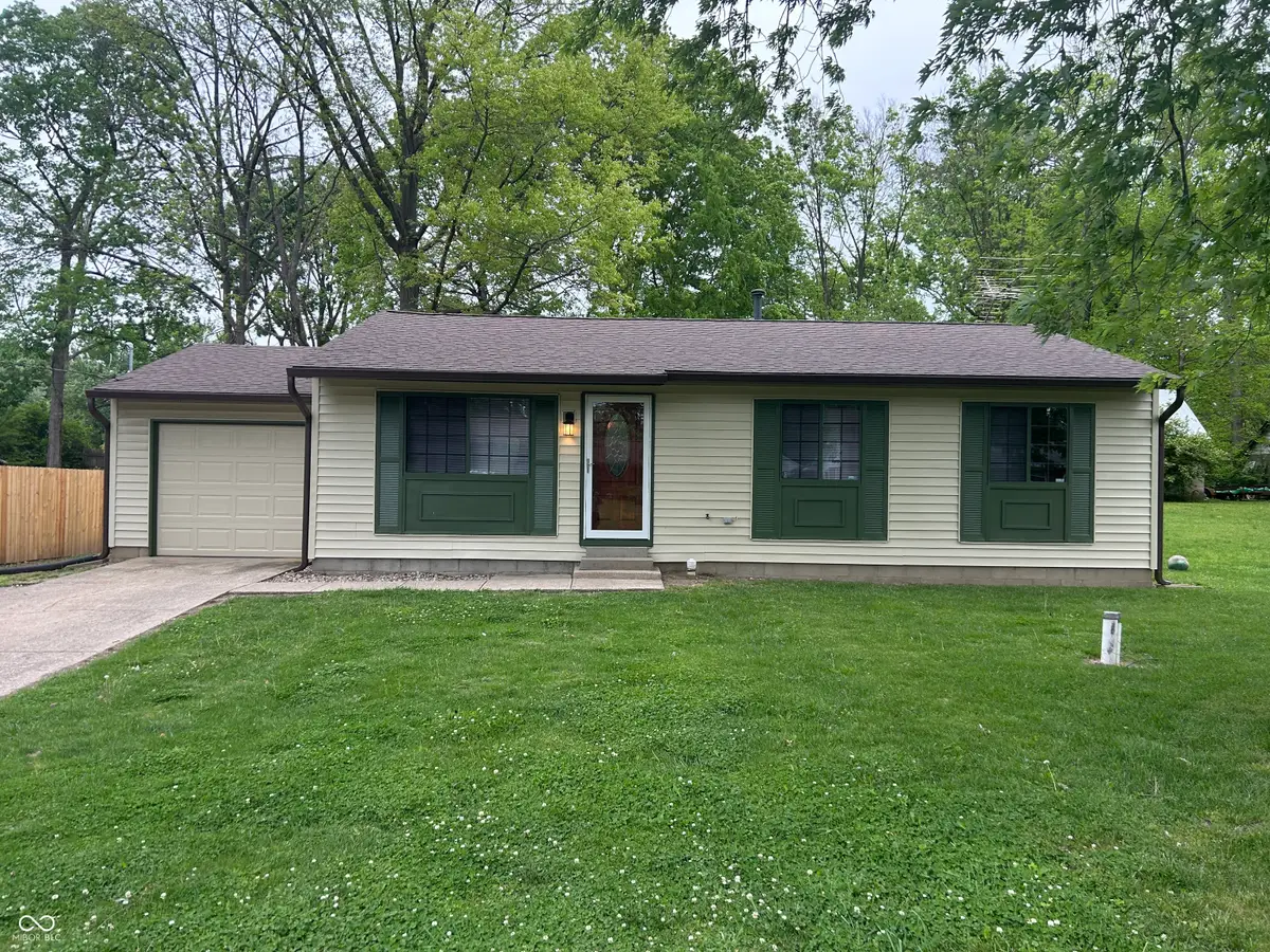 902 E Elbert Street, Indianapolis, IN 46227 - #1