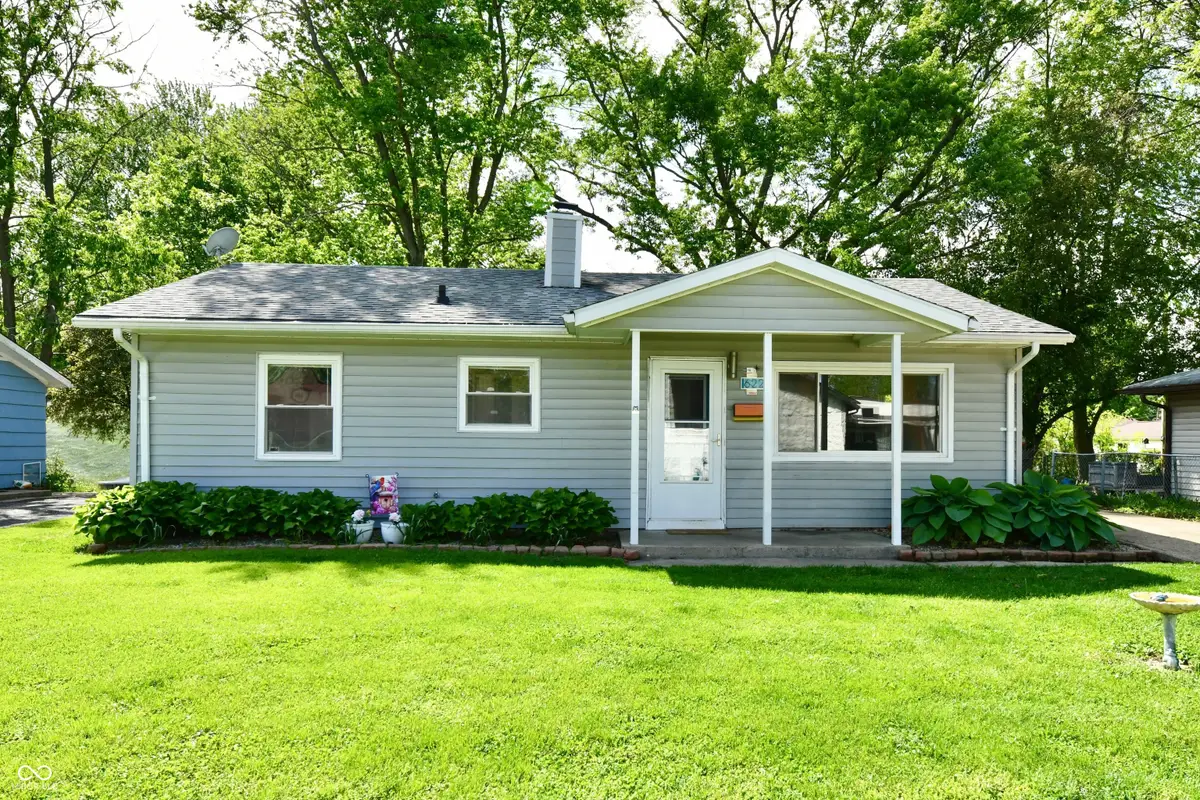 622 S Locust Lane, Brownsburg, IN 46112 - #1