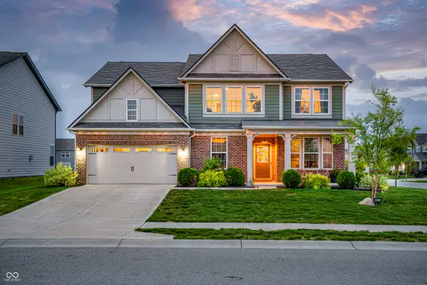 2475 S Copperstone Drive, New Palestine, IN 46163
