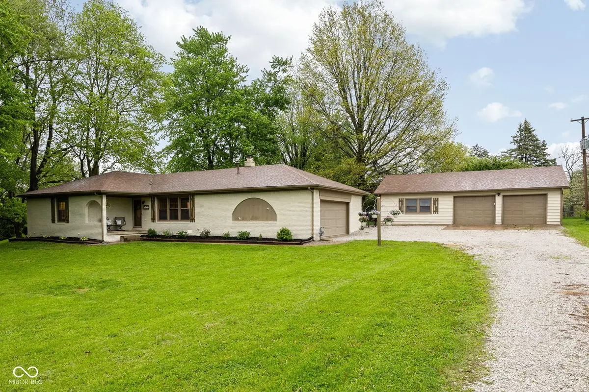 211 Hillview Drive, Jamestown, IN 46147 - #1
