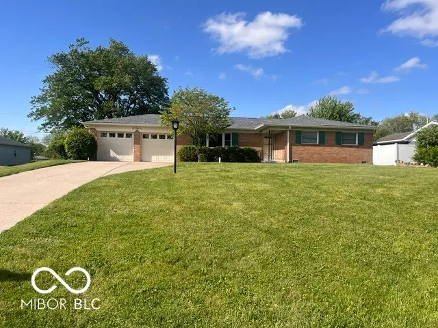 132 W Brunswick Avenue, Indianapolis, IN 46217 - #1