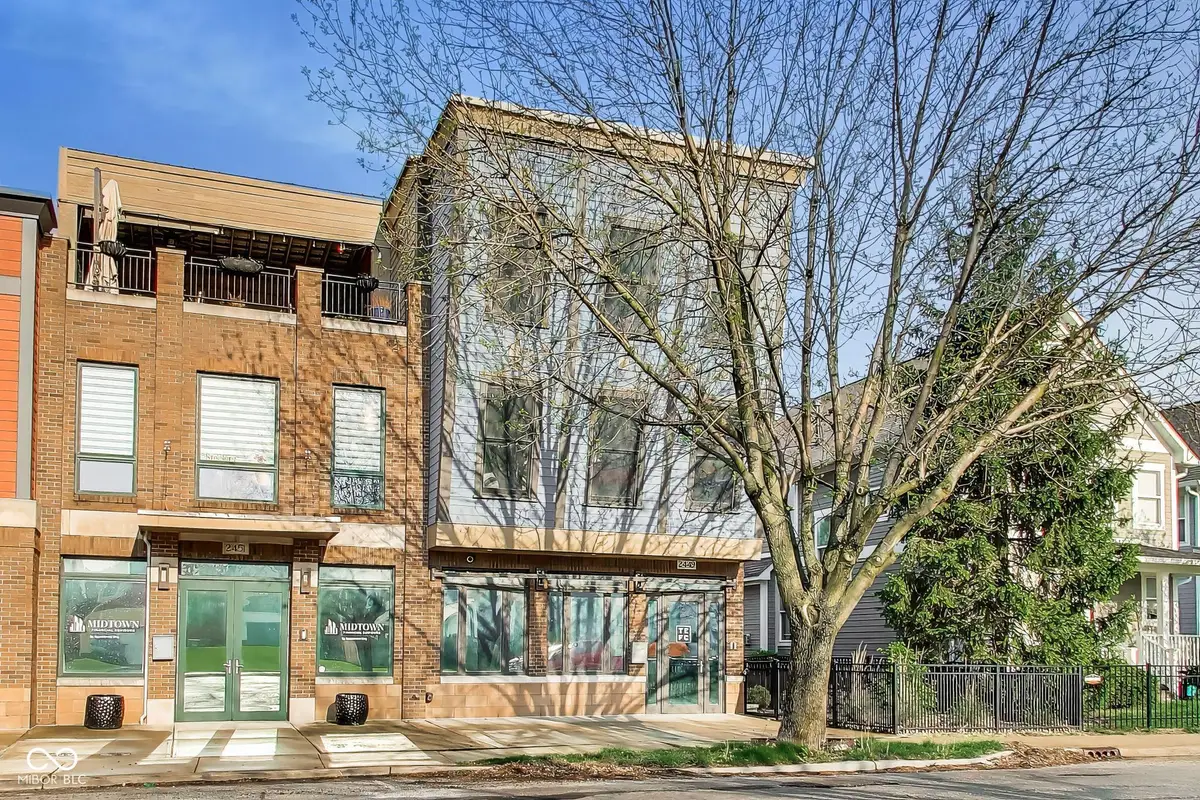 2449 N Delaware Street, Indianapolis, IN 46205 - #1