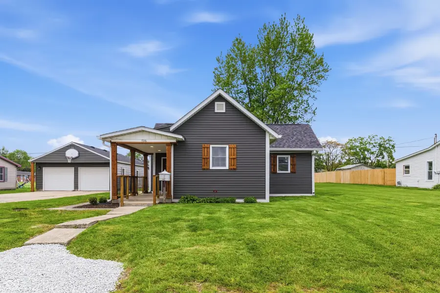 736 N 13th Street, Elwood, IN 46036 - #2