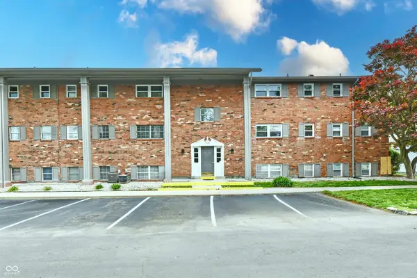 3016 Lake Shore Drive #E, Indianapolis, IN 46205