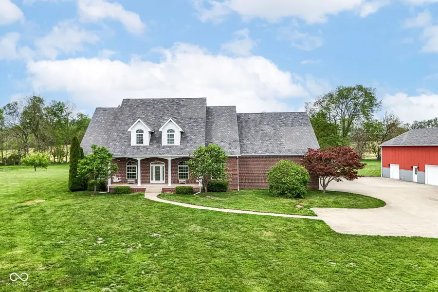 5264 E Rocklane Road, Greenwood, IN 46143 - #2