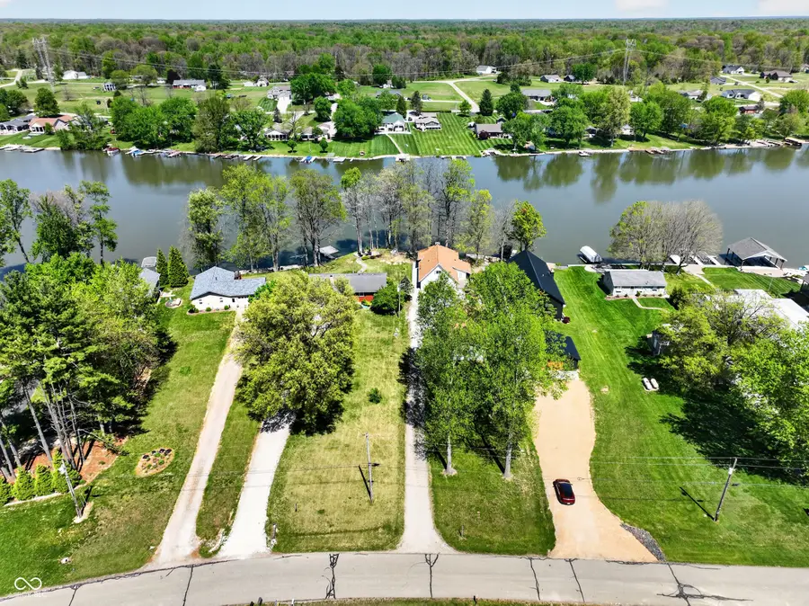 559 NW Santee Drive, Greensburg, IN 47240 - #3