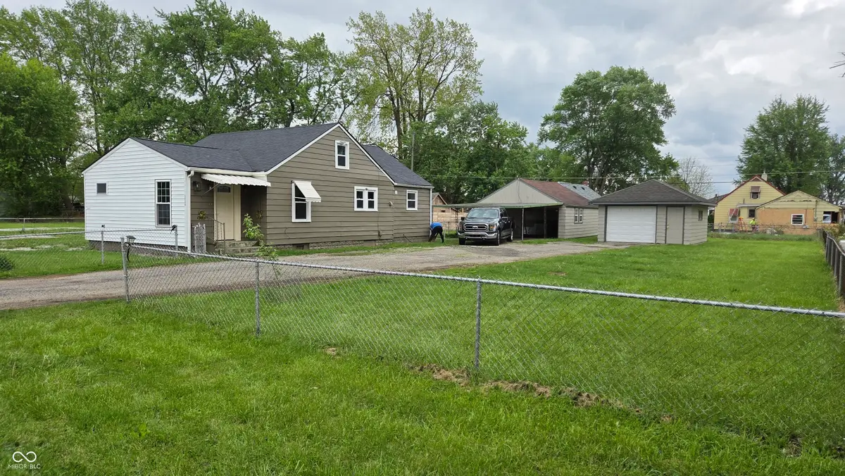 2239 W 28th Street, Anderson, IN 46016 - #1
