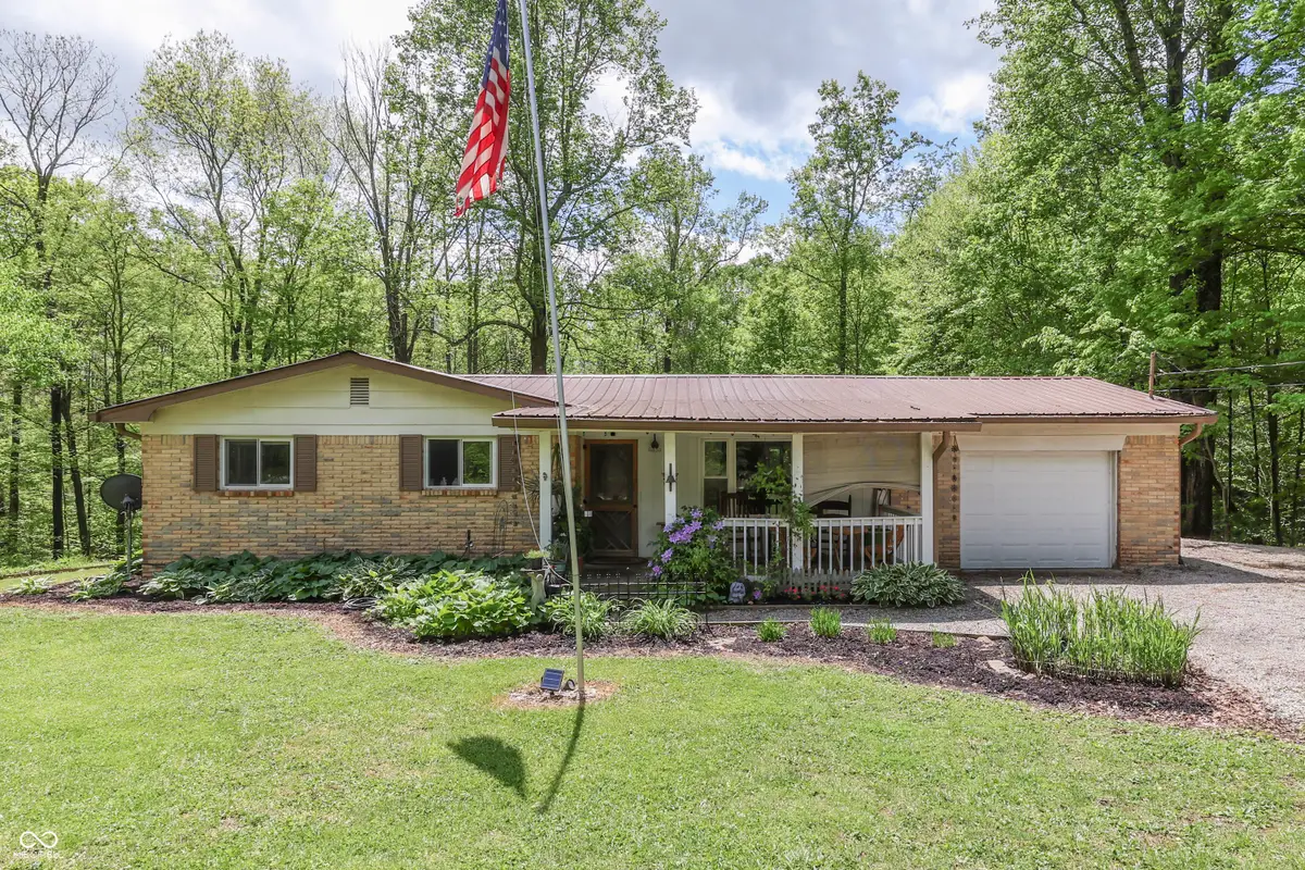 181 W Robertson Road, Morgantown, IN 46160 - #1
